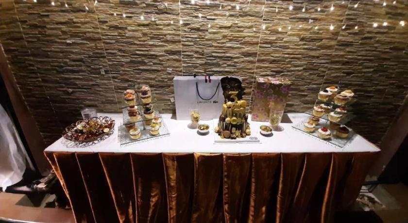 فندق لي بارك وانجنانج بيتسانولوك المظهر الخارجي الصورة